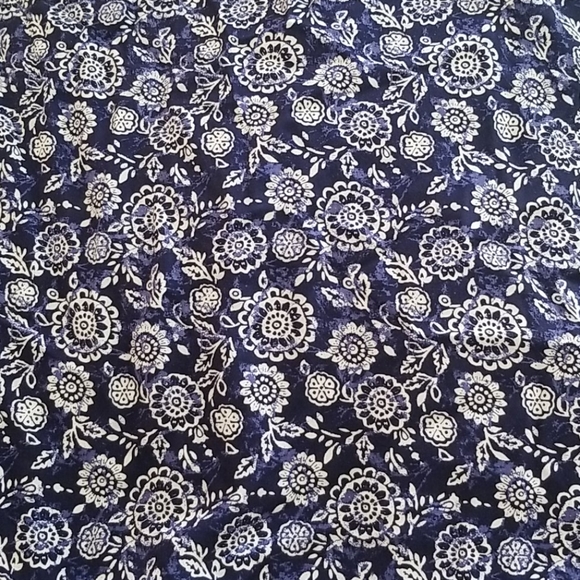 Blue Patterned Blouse - Picture 2 of 4